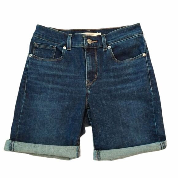 Host Pick! 🎉 Levi's Denim Bermuda Shorts - Picture 1 of 6